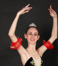 Sophomore ballerina Rachel Lipstone leaps to new heights with ballet technique
