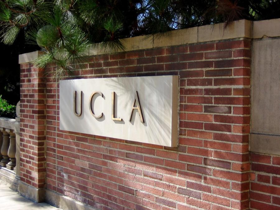 UCLA+officials+ban+tobacco+use+on+campus
