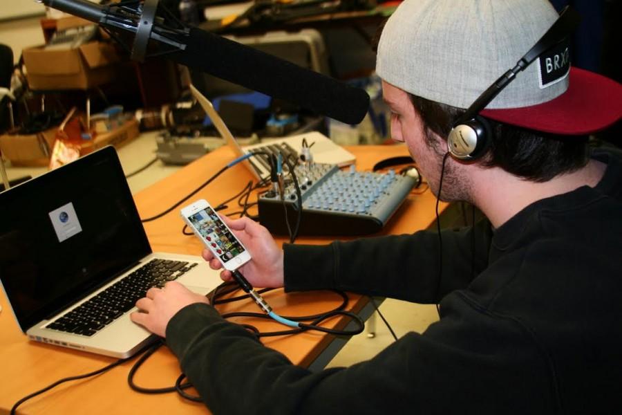 Broadcasting+students+expand+their+programs