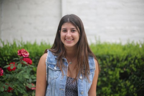 Carly Berke – Editor-In-Chief