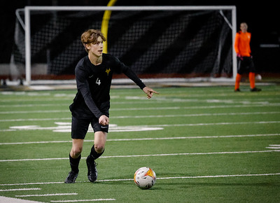 Boys soccer poised for league championship game against Agoura